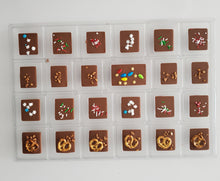 Charger l'image dans la galerie, Calendrier - Croqueur de Chocolat - Édition 2025 - PRÉCOMMANDE